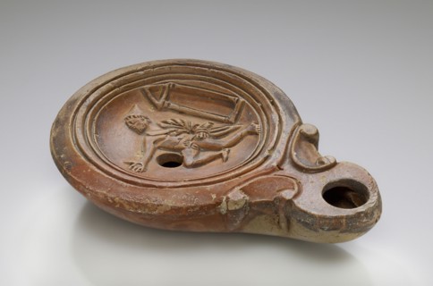 Lamp, Anatolia; 1st - 4th century; Terracotta; 2.6 x 8.5 x 11.5 cm, 1 x 3 3,8 x 4 1,2 in