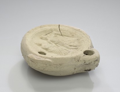 Lamp, South Anatolia, Anatolia; 1st - 4th century; Terracotta; 2.3 x 6.8 x 7.3 cm, 7,8 x 2 11,16 x 2 7,8 in