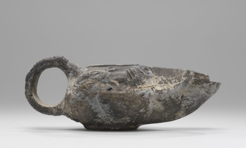 Lamp, North Anatolia, Anatolia; 1st century B.C. - 1st century A.D; Terracotta; 4 x 5.9 x 11.2 cm, 1 9,16 x 2 5,16 x 4 7,16 in