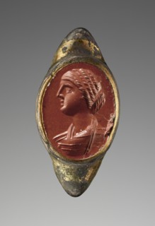 Engraved Gem with a Portrait of a Woman set into a Ring; about 200; Gem: red jasper; ring: gilded silver; 1.5 × 1.1 cm