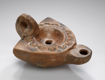 Lamp; South Anatolia, Anatolia; 1st - 4th century; Terracotta; 3.2 x 7.5 x 9.7 cm, 1 1,4 x 2 15,16 x 3 13,16 in