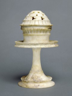 Incense Burner; South Italy; 4th century B.C; Marble with polychromy; 22.9 × 16.3 cm, 9 × 6 7,16 in