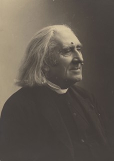 Franz Liszt; Nadar, Gaspard Félix Tournachon, French, 1820 - 1910, 1886; Gelatin silver print; 15.4 x 11 cm, 6 1,16 x 4 5,16 in