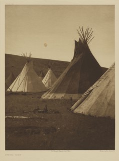 Atsina Camp; Edward S. Curtis, American, 1868 - 1952, 1908; Gravure; 39.4 x 29.8 cm 15 1,2 x 11 3,4 in