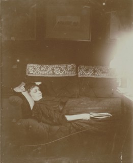 Louise Halévy Reclining; Edgar Degas, French, 1834 - 1917, France; 1895; Gelatin silver print; 9.6 x 7.8 cm 3 3,4 x 3 1,16 in