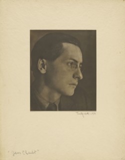 Jean Charlot; Tina Modotti, American, born Italy, 1896 - 1942, Mexico; 1924; Platinum print; 22.9 x 18.7 cm 9 x 7 3,8 in