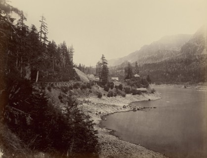 The Middle Block House, Columbia River; Carleton Watkins, American, 1829 - 1916, Oregon, United States; negative 1867; print