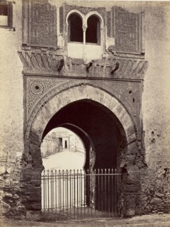 La puerta de vino por la parte del levante, Alhambra, Granada; Juan Laurent, French, 1816 - 1892, Granada, Spain; 1865; Albumen