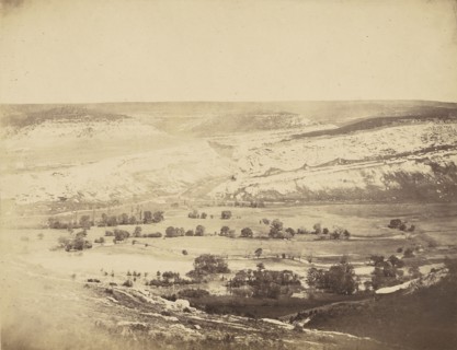 Valley of Inkermann III; Roger Fenton, English, 1819 - 1869, 1855; Salted paper print; 19.7 x 25.6 cm 7 3,4 x 10 1,16 in