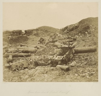 Broken Cannons in Korniloff Redoubt, Pieces brisees dans le Redoute Korniloff, Léon-Eugène Méhédin, French, 1828 - 1905, 1855