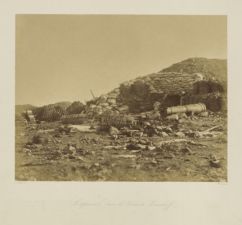 Quarters in the Korniloff Redoubt, Logements dans le Redoute Korniloff, Léon-Eugène Méhédin, French, 1828 - 1905, 1855; Salted