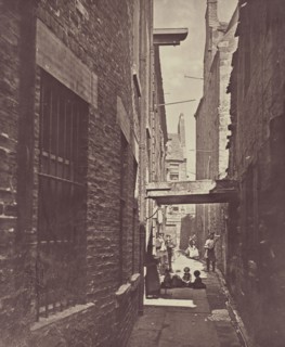 Close, No. 29 Gallowgate; Thomas Annan, Scottish,1829 - 1887, Glasgow, Scotland; negative 1868 - 1871; print 1877; Carbon print