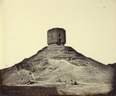 Buddhist Temple; Felice Beato, 1832 - 1909, Henry Hering, 1814 - 1893, India; 1858 - 1862