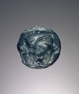 Lentoid engraved seal; Greece; about 1550 B.C. - 1400 B.C; Jasper; 2 × 1.9 × 0.8 cm, 13,16 × 3,4 × 5,16 in
