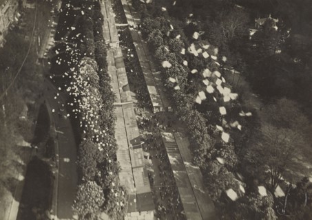 Propaganda Drop; Fédèle Azari, Italian, 1895 - 1930, Italy; 1914 - 1919; Gelatin silver print; 11.4 x 16.2 cm, 4 1,2 x 6 3,8 in