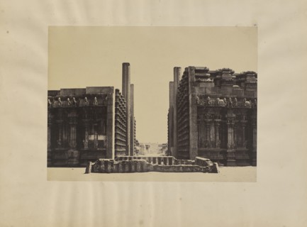 Madura. West Front of the Roya Gopurum; Capt. Linnaeus Tripe, English, 1822 - 1902, Madura, India; 1858; Salted paper print