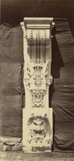 Consoles de chaque coté des oeils-de-boeuf au-dessus des baies de la loggia; Louis-Émile Durandelle, French, 1839 - 1917, Paris