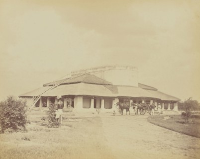 Planter's Bungalow; Oscar Mallitte, British, about 1829 - 1905, active Allahabad, India 1870s, Allahabad, India; 1877; Albumen