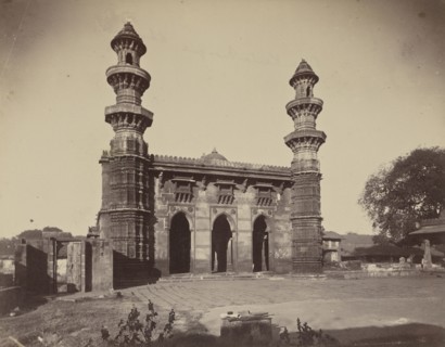 Ghee Karta Mosque, Ahmedabad; India; 1886 - 1889; Albumen silver print