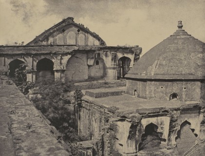 Madura. Trimul Naik's Palace, Roof of Sub Court and Moonsiff's Court; Capt. Linnaeus Tripe, English, 1822 - 1902, Madura, India