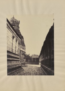 Madura. Permaul Pagoda, Bimanum from Corner of Court; Capt. Linnaeus Tripe, English, 1822 - 1902, Madura, India; 1858; Albumen