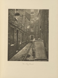 Close No. 136 Saltmarket; Thomas Annan, Scottish,1829 - 1887, Glasgow, Scotland; negative 1868; print 1900; Photogravure
