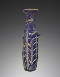 Alabastron; Eastern Mediterranean; 2nd - 1st century B.C; Glass; 13.3 cm, 5 1,4 in