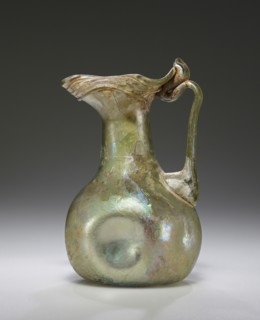 Trefoil Oinochoe; Roman Empire; 3rd - 4th century; Glass; 8.8 x 5.4 cm, 3 7,16 x 2 1,8 in