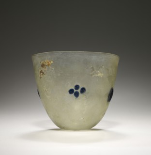 Conical Lamp; Eastern Mediterranean; 4th - 5th century; Glass; 7 x 10 cm, 2 3,4 x 3 15,16 in