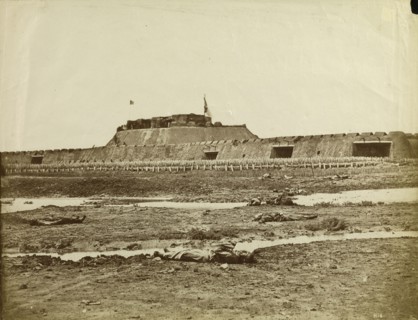 Rear of the North Fort after its capture, showing the Retreat of the Chinese Army; Felice Beato, 1832