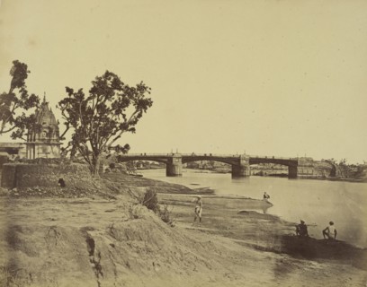The Iron Bridge Leading from the Residency to Cantonements; Felice Beato, 1832 - 1909, Lucknow, Uttar