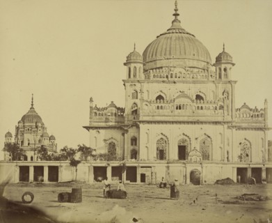 Small Mosque in the Kaiserbagh; Felice Beato, 1832 - 1909, Lucknow, Uttar Pradesh, India; March 1858