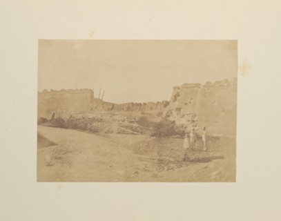 Seconda breccia in Villa Barberini, Fotografi di Roma 1849, Lecchi, Stefano, 19th century, c. 1849, salted paper prints, 43 x 31