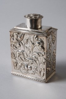 Rectangular tea caddy with waisted top and short round neck extendable flat bottom, round cap, tea caddy holder silver, driven