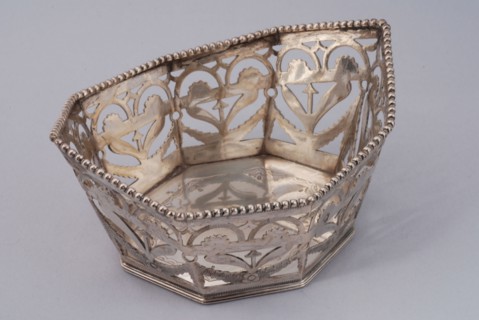 Silver openwork basket: bonbon box, bonbon container tableware holder silver, cast sawn engraved Openwork box with oval