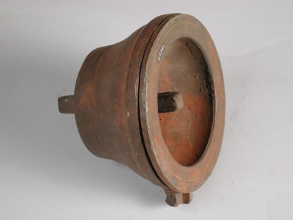 Two-piece mold for bottom of pot or jug, mold casting tool tools base metal bronze, cast turned Two-piece bronze mold