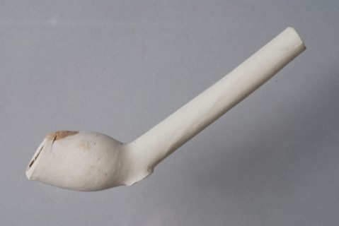 Clay pipe, unnoticed, from the waste from Rotterdam pipe making, clay pipe smoking equipment smoke floor earthenware ceramic