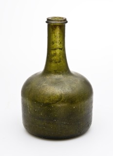 Green cylindrical bottle, stocky model, bottle holder soil find glass, free blown Bottle with cylindrical belly and straight