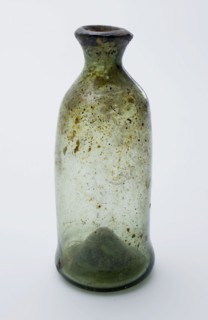 Green bottle, medicine, ointment or perfume bottle, medicine bottle bottle holder soil find glass, free blown and shaped Small