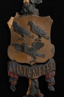 Carved wooden ornament with four crowned coats of arms, coat of arms information form wood carving sculpture sculpture wood