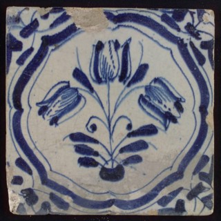 Tile, three-tier in braces in blue on white, corner motif, wing-leaf, wall tile tile sculpture ceramic earthenware glaze, baked