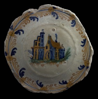 Soul of majolica dish, polychrome decor, landscape with church and watermill, Aigrette border, plate dish crockery holder soil