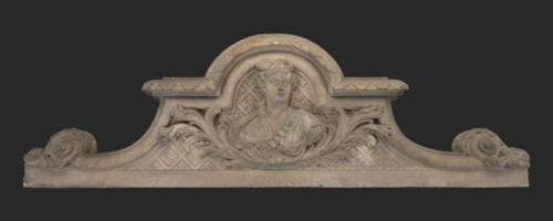 Facade ornament with female bust, facing stone sculpture sculpture building component sandstone stone, Facade decoration with