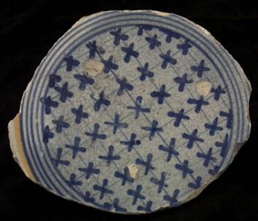 Fragment majolica plate, yellow and blue on white, simplified chessplate decor, plate crockery holder soil find ceramic