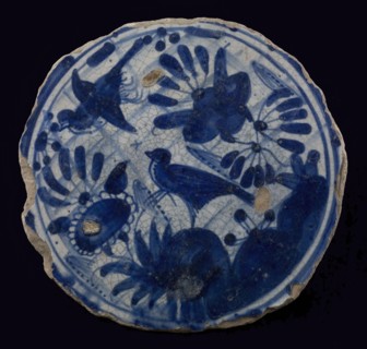 Fragment majolica dish, blue on white, Chinese garden with birds, dish crockery holder earth discovery ceramics pottery glaze