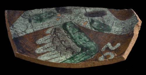 Fragment Werra plate, mirror decor bird, year 1620, light yellow and green glaze, plate crockery holder soil find ceramic