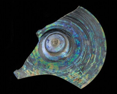 Foot of clear drinking glass, drinking glass drinkware tableware container soil find glass, archeology Rotterdam City Triangle