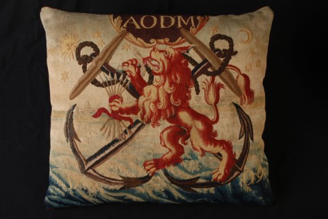 Cushion sheet of pillow of the Admiralty on the Maze, cushion sheet pillow sheep wool wool silk, textile tapisserie Cushion