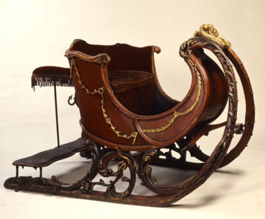 Red painted sleigh, sledge carriage means of transport velvet wood paint metal, approx 70 kg Red horse sleigh painted seat