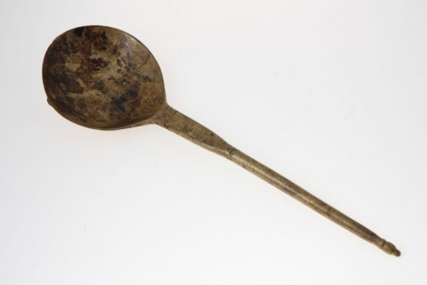 Copper spoon with round bowl and flat handle, changing to round handle, spoon cutlery soil find copper brass metal, archeology
